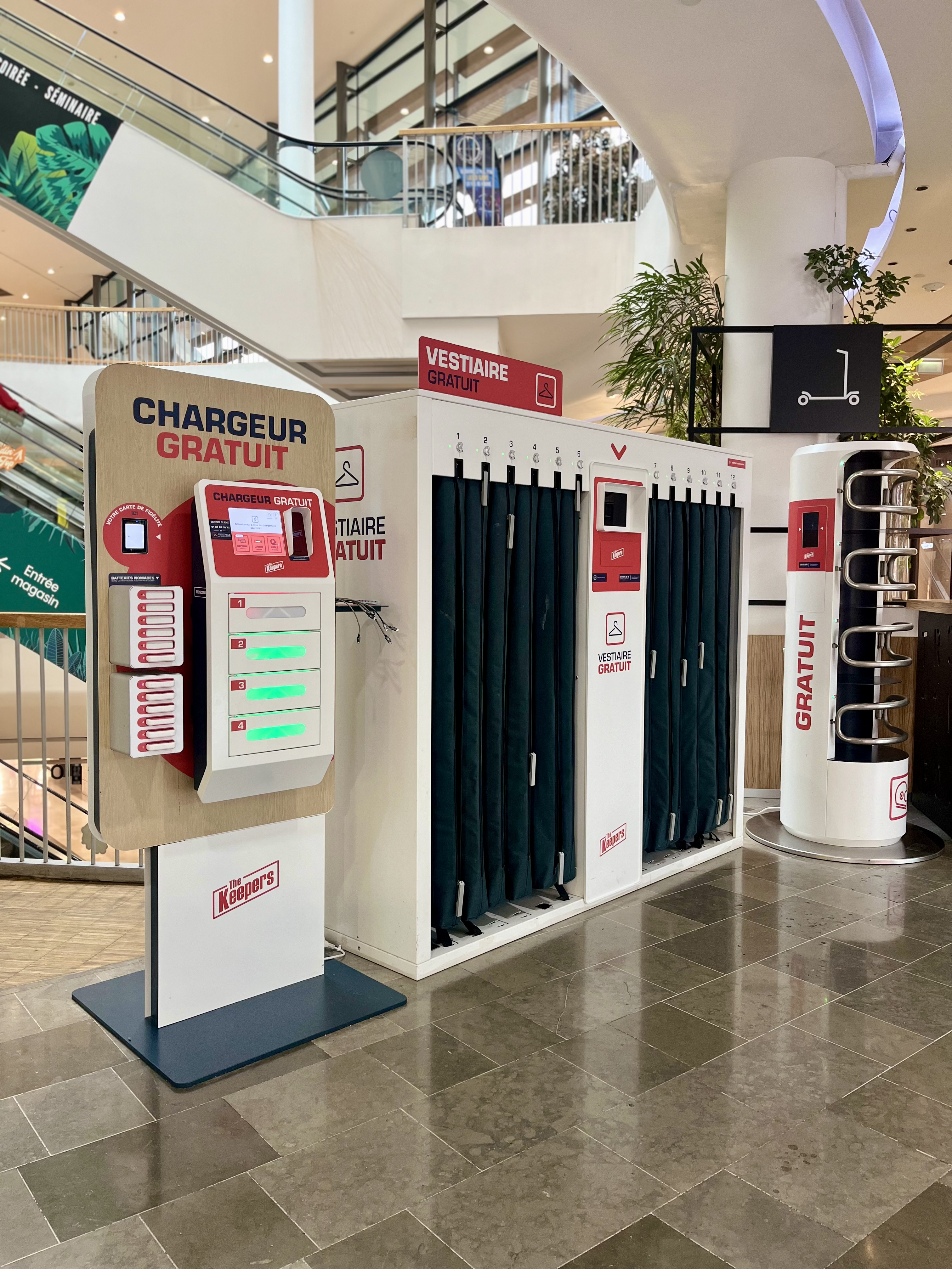 Multi-service offering for supermarkets and hypermarkets